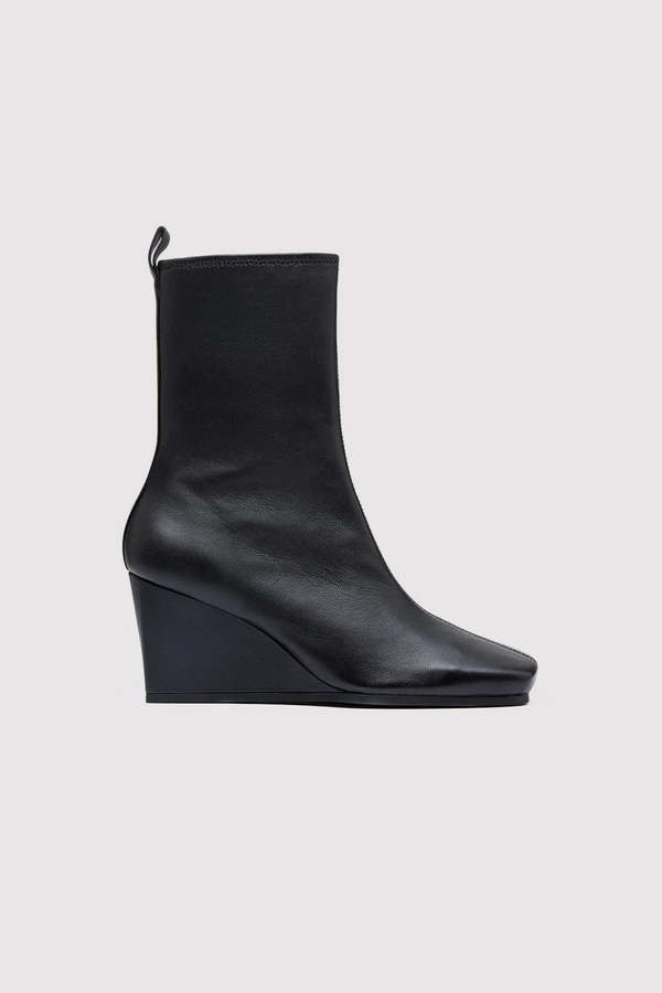 St Agni Wedge Boot - Black