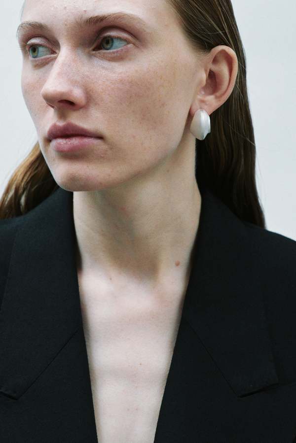 OLIO E ACETO Void Earrings - Matte White