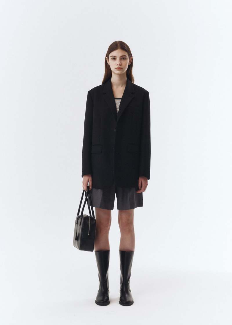 【DUNST】CLASSIC 28 LEATHER BAG BLACK Dunst Black Classic 28 Leather Bag