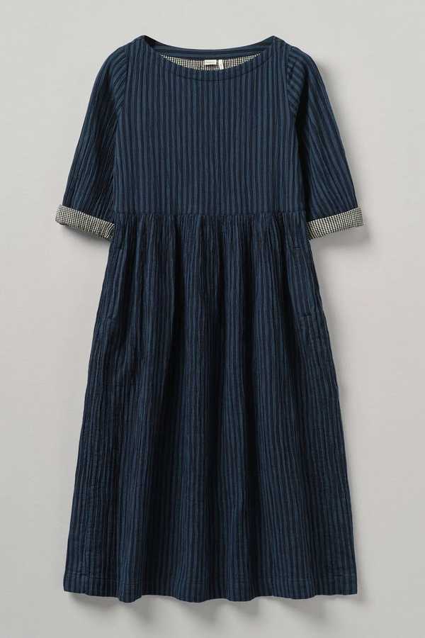 forever 21 short sleeve denim dress Mini Tank material: Luxe Satin Velvet Colors:Emerald Green 609 24% polyester bodycon ruched Renaissance art