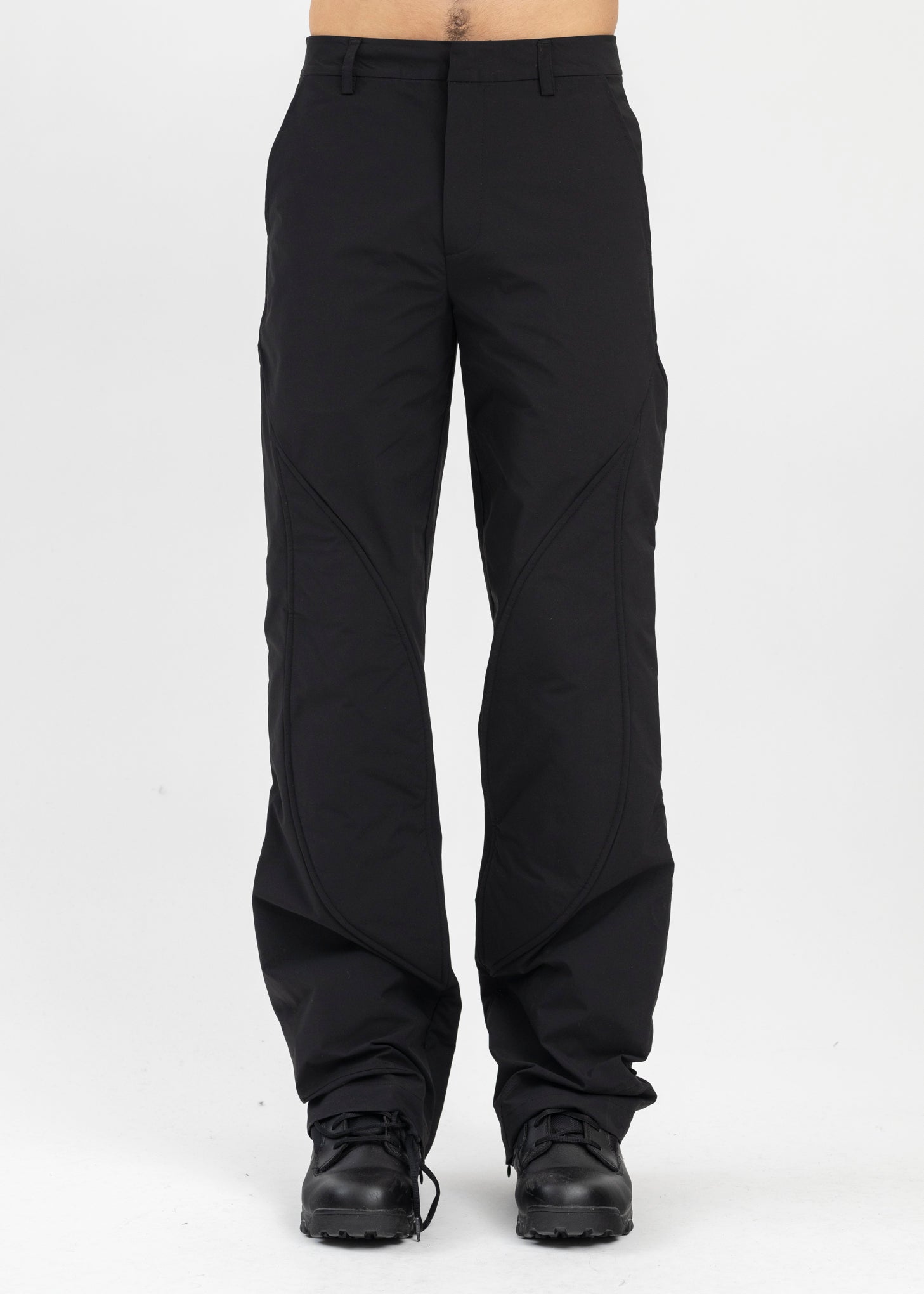 BLACK-CONCORDANCE-PUFFED-CARGO