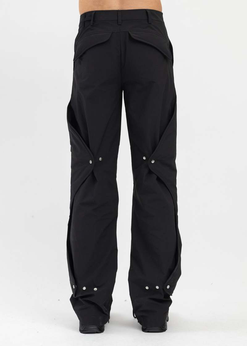 Heliot Emil Concordance Puffed Cargo - Black | Garmentory