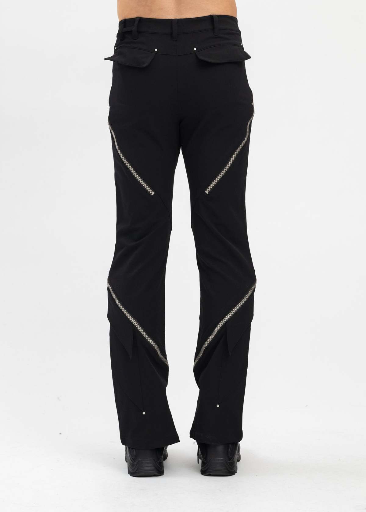 【HELIOT EMIL】stratum cargo trousers HELIOT EMIL™ Black Stratum Cargo Pants | REVERSIBLE