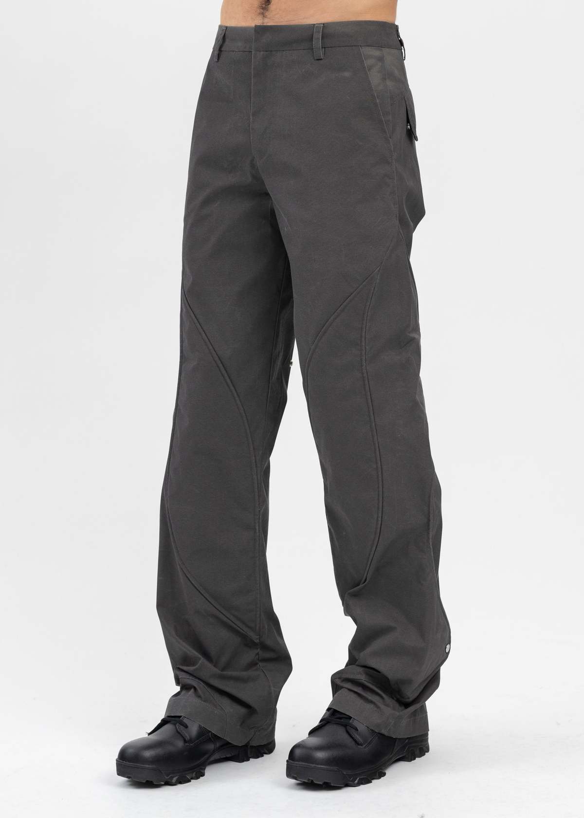 Heliot Emil Heat Reactive Concordance Puffed Cargo - Dark Grey 