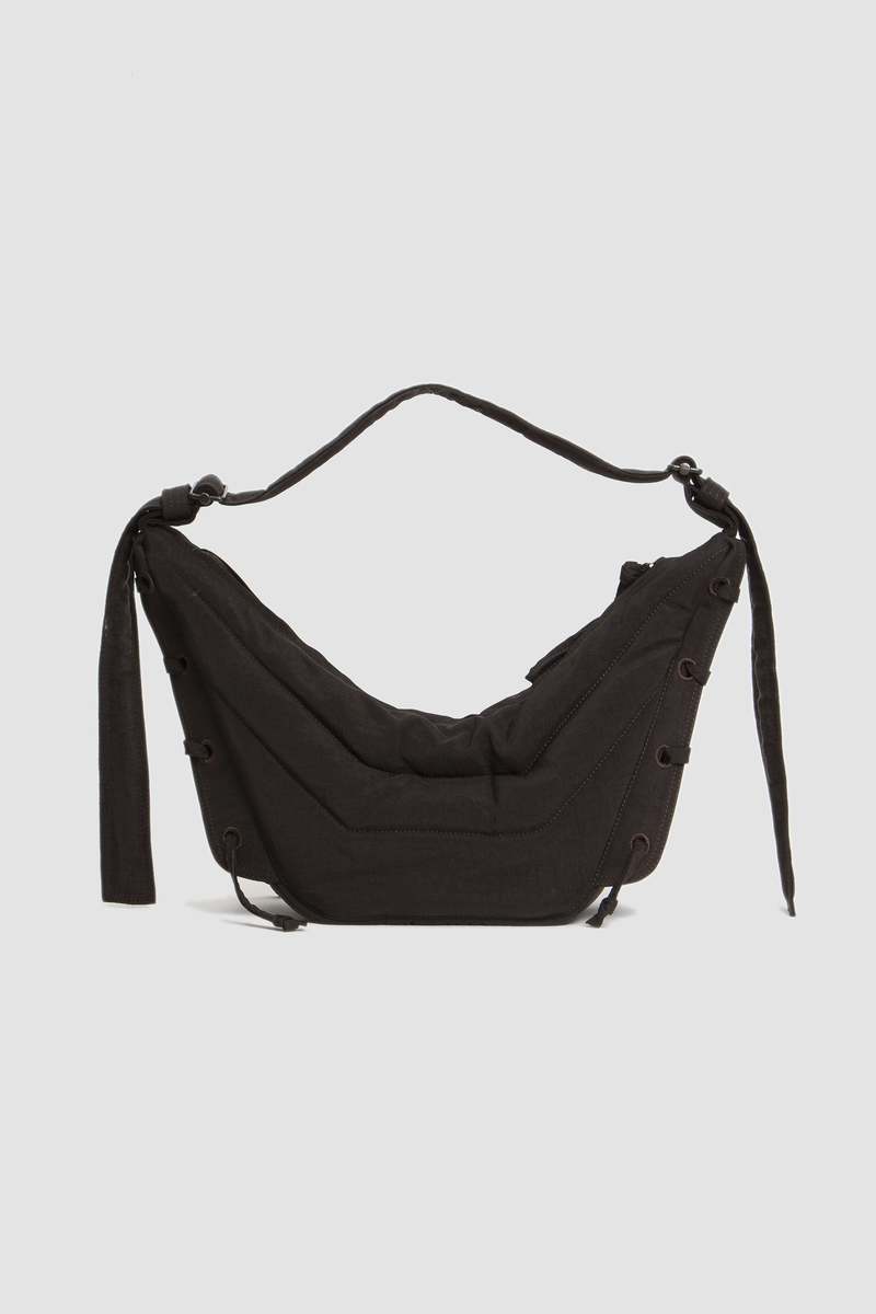 LEMAIRE SMALL SOFT GAME バッグ ダークチョコレート LEMAIRE - DARK CHOCOLATE SMALL SOFT GAME BAG – LE LABO STORE