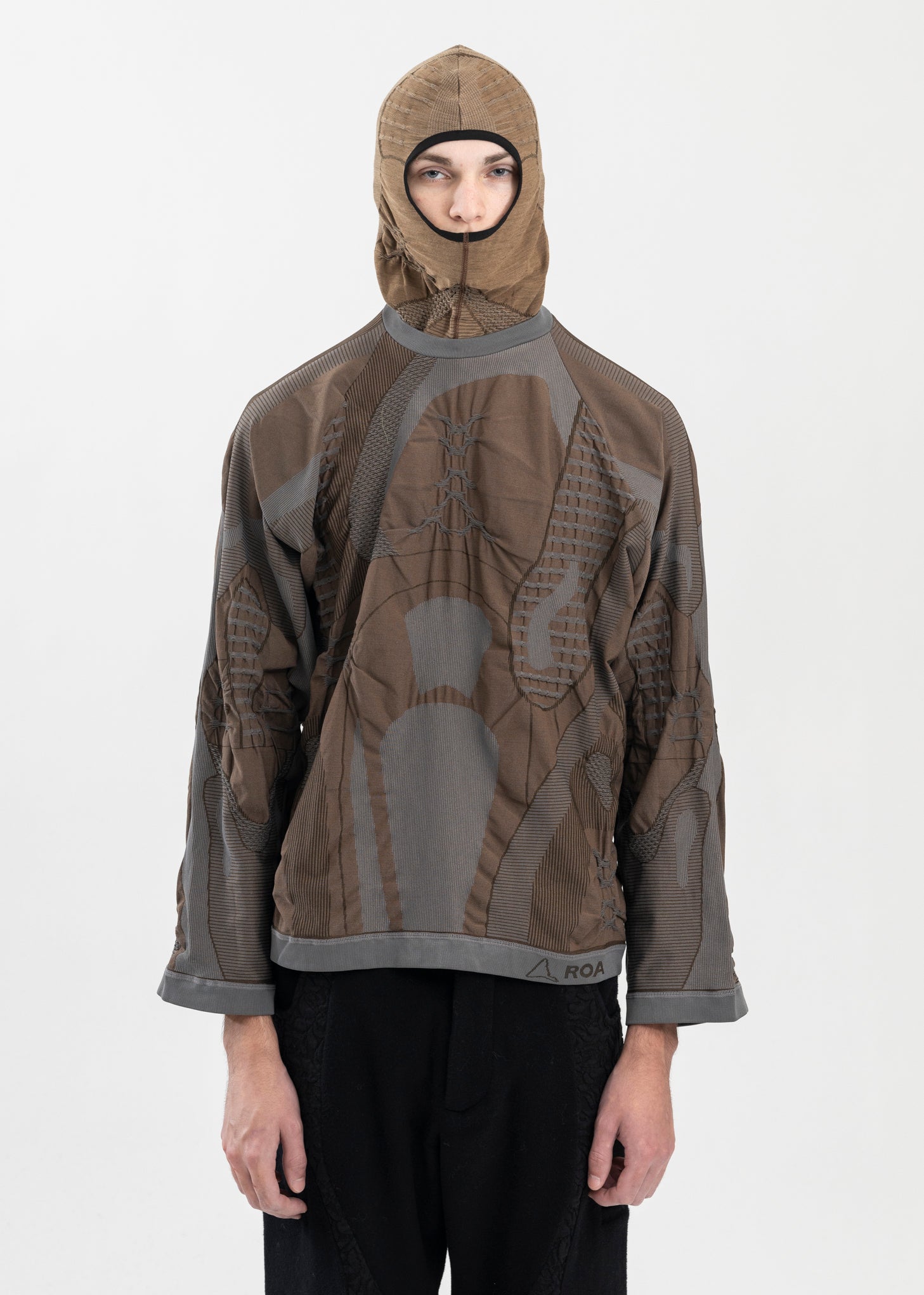 BROWN---GREY-OVERSIZE-3D-KNIT-