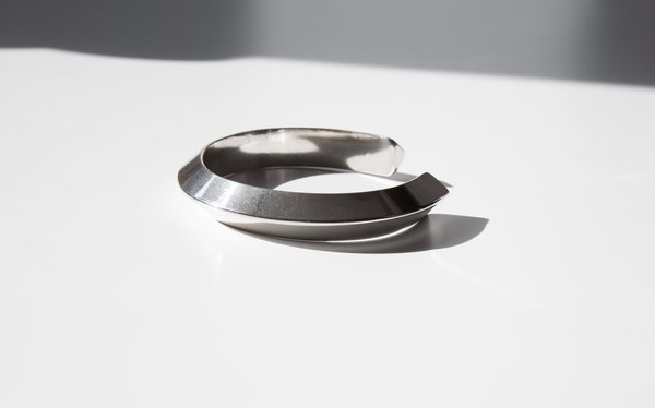 Another Feather Rivel Cuff - Silver Another Feather Rivel Cuff - Silver