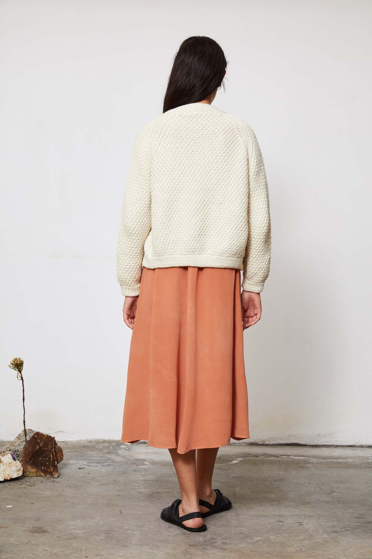 OUND HAND KNITTED WOOL CARDIGAN - IVORY - Image 4 of 5