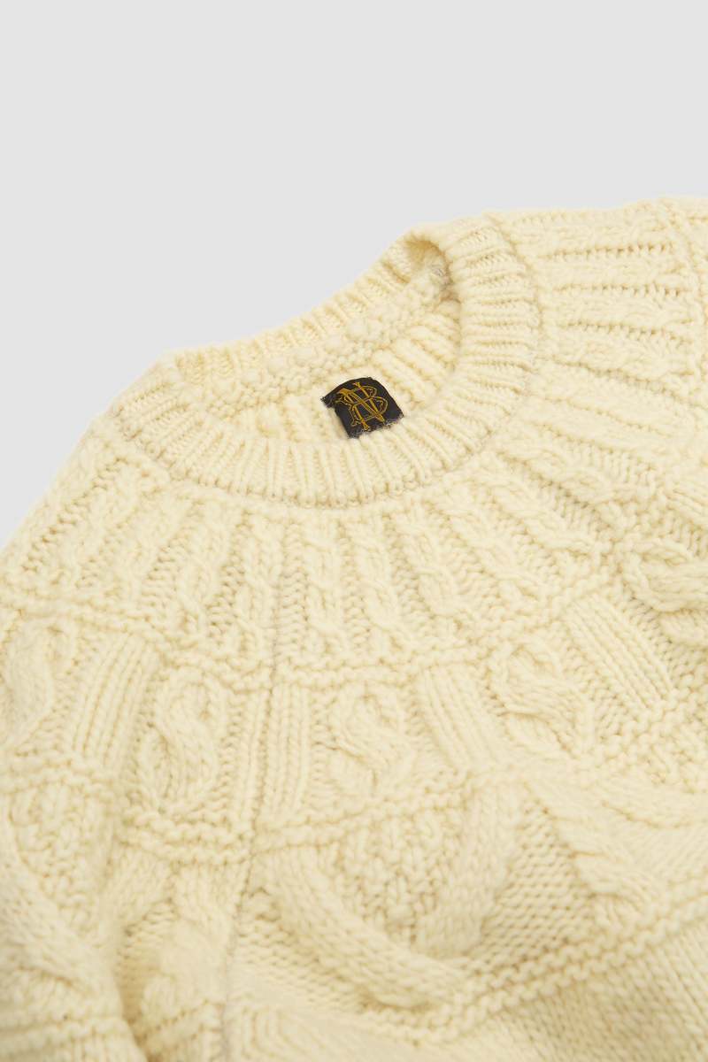 Spread Alan Crew Neck – A YOUNG HIKER