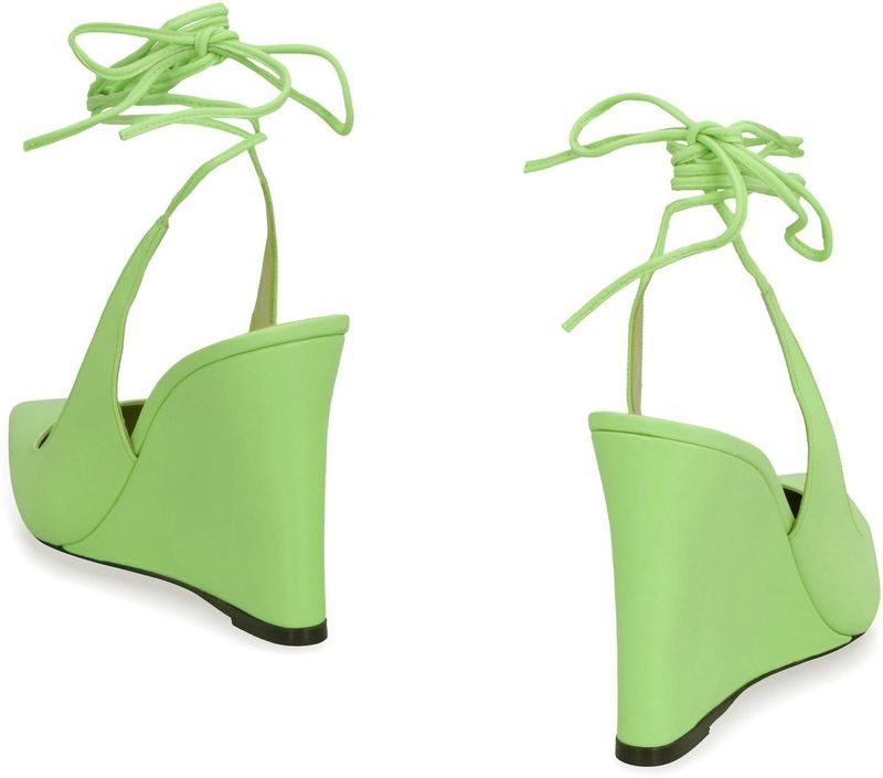 【送料&関税込】BY FAR Vaughn Leather Pointy-toe Slingback BY FAR Vaughn Leather Pointy-toe Slingback | italist, ALWAYS