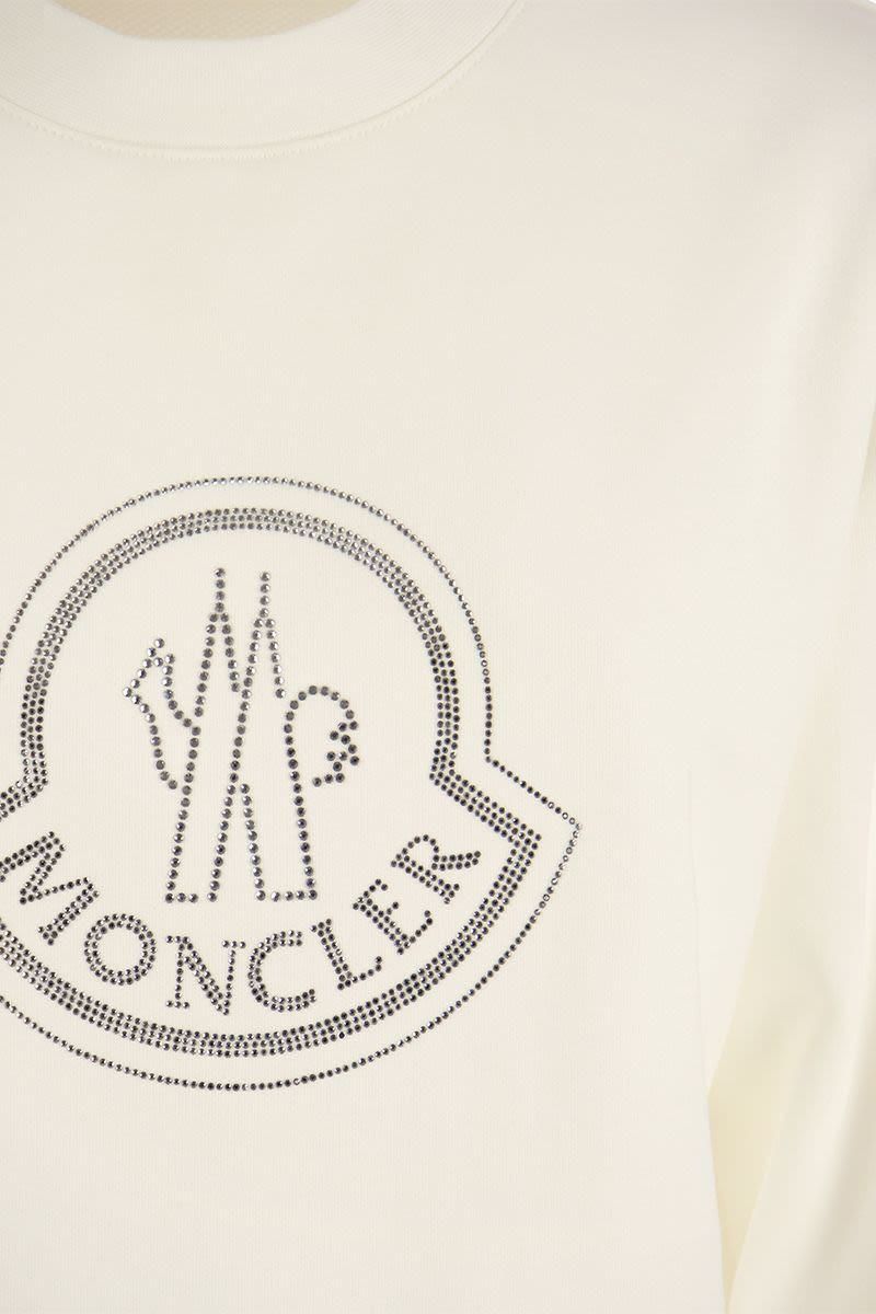 その他 MONCLER Logo sweatshirt with crystals (J20938G00040 033) MONCLER Logo sweatshirt with crystals | Garmentory