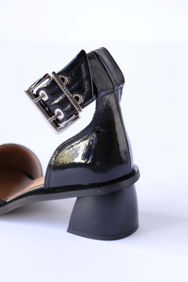 Ganni Chunky Buckle Open Cut Pump Naplack - Black | Garmentory