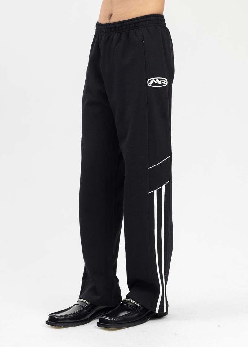 Martine Rose PANELLED WIDE LEG TRACK PANT - BLACK | Garmentory