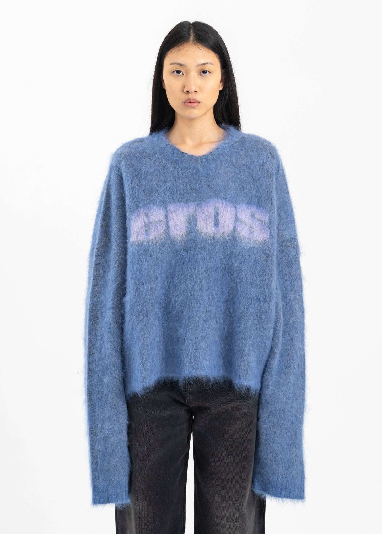 トップス Brushed Mohair Eros V-Neck Jumper Martine Rose BRUSHED MOHAIR EROS V NECK JUMPER - BLUE/LILAC
