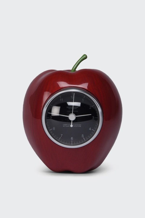 undercover GILAPPLE CLOCK medicomtoyレッド Medicom X Undercover Gilapple Clock - Red | Garmentory