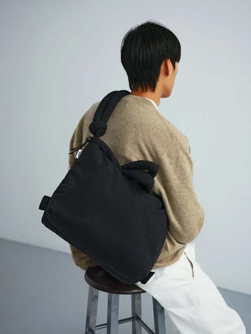 Olend Ona Soft Bag - Black | Garmentory