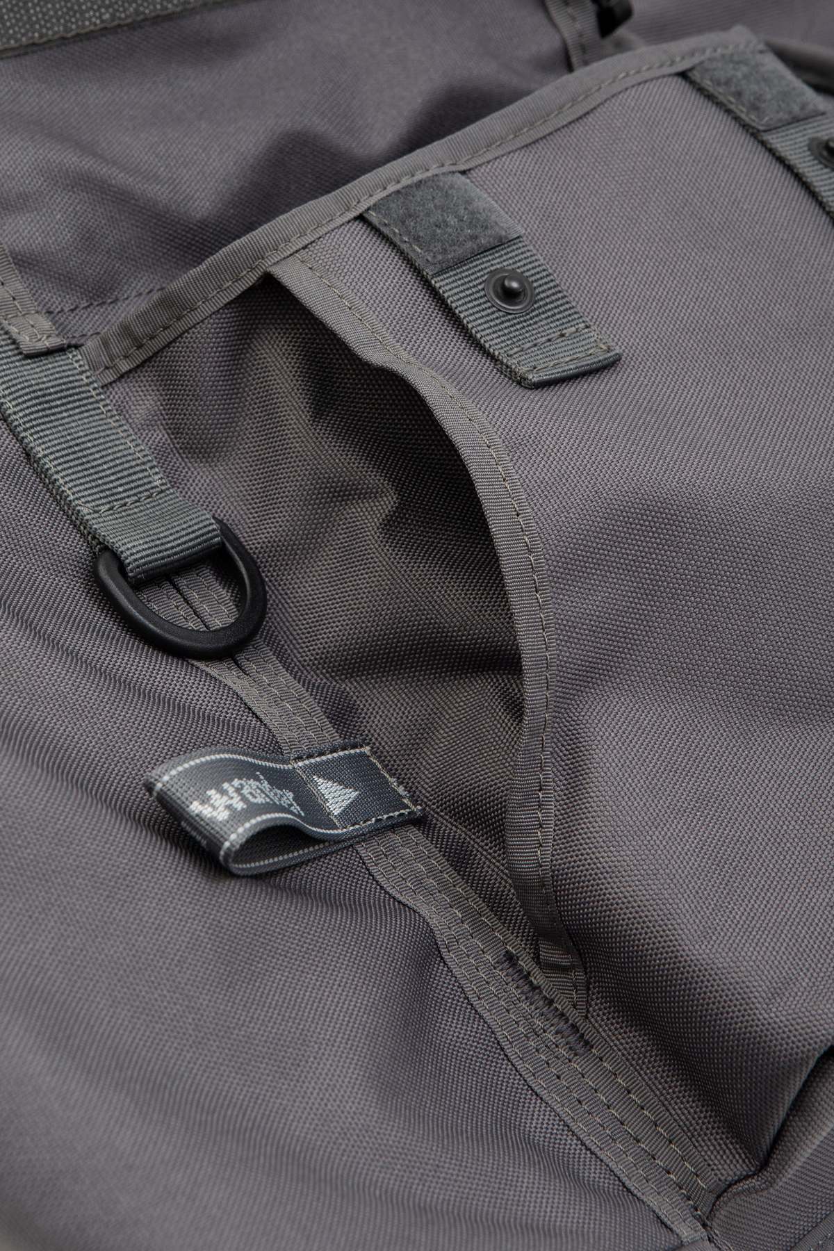 and wander field vest グレー and Wander Field Vest (Grey) — Cafeteria Media