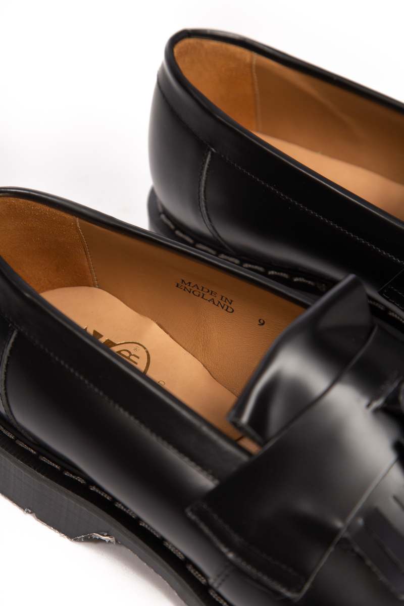 Solovair Tassel Loafer - Black Hi-Shine