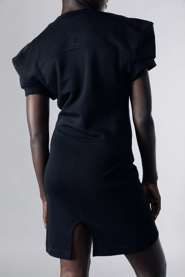 【Vivienne Westwood】Orb ロゴ Pulling ドレス Pulling Orb cotton polo dress in black - Vivienne Westwood