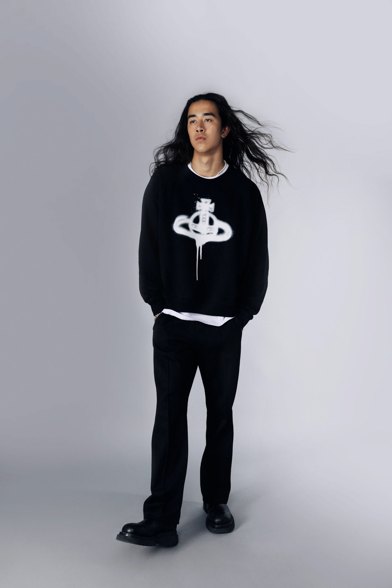 Vivienne Westwood Spray Orb Raglan Sweatshirt - Black