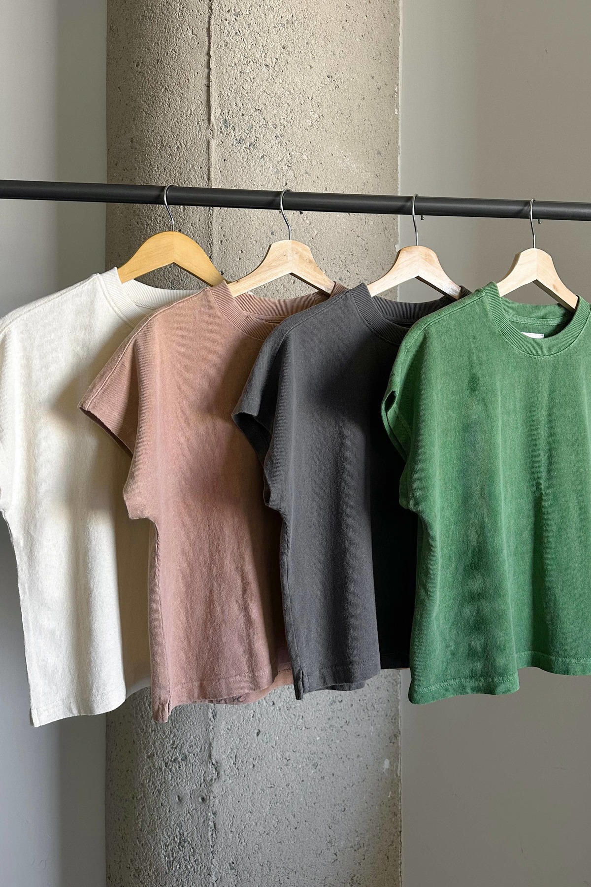 Women's Jeanne Tee - Basil