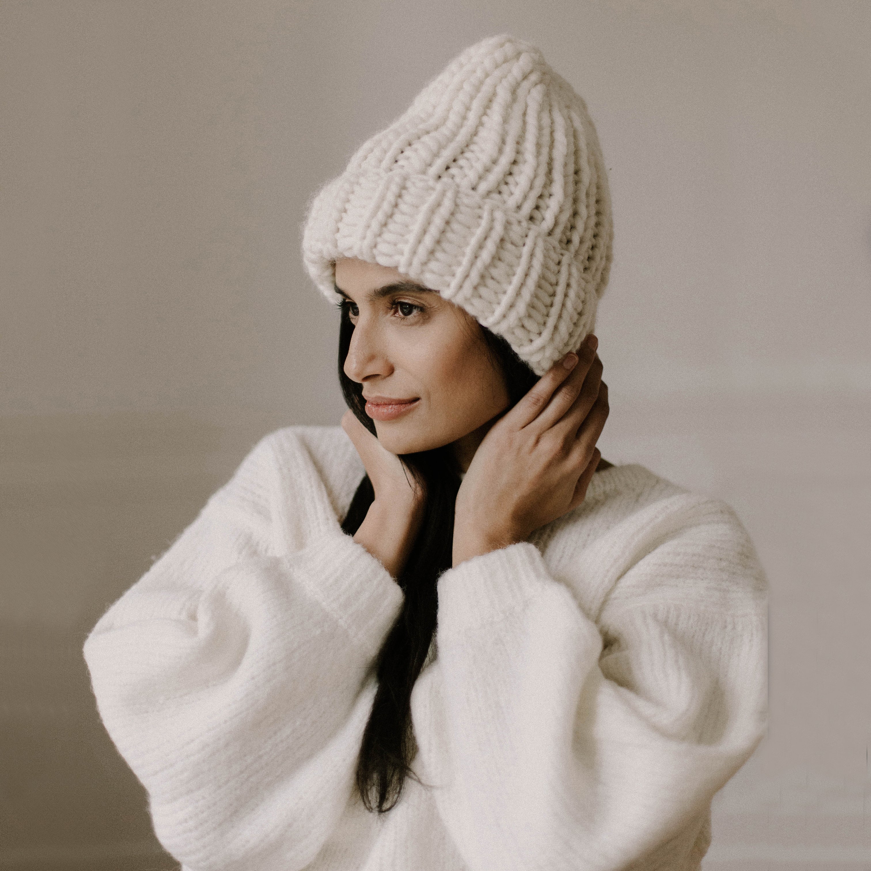 Hendrik.Lou The Rib Toque | Garmentory display picture 3