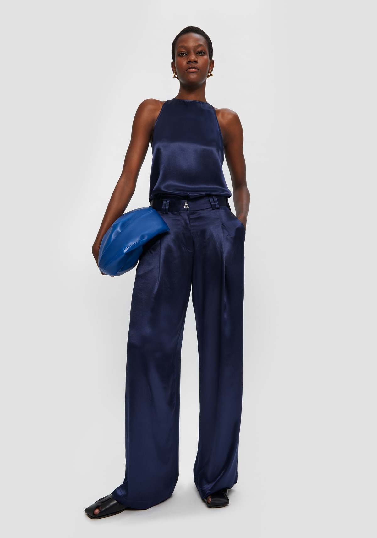 パンツ Aeron Wellen - Wide Leg Pants AERON Wellen wide-leg Trousers | Black | FARFETCH JO