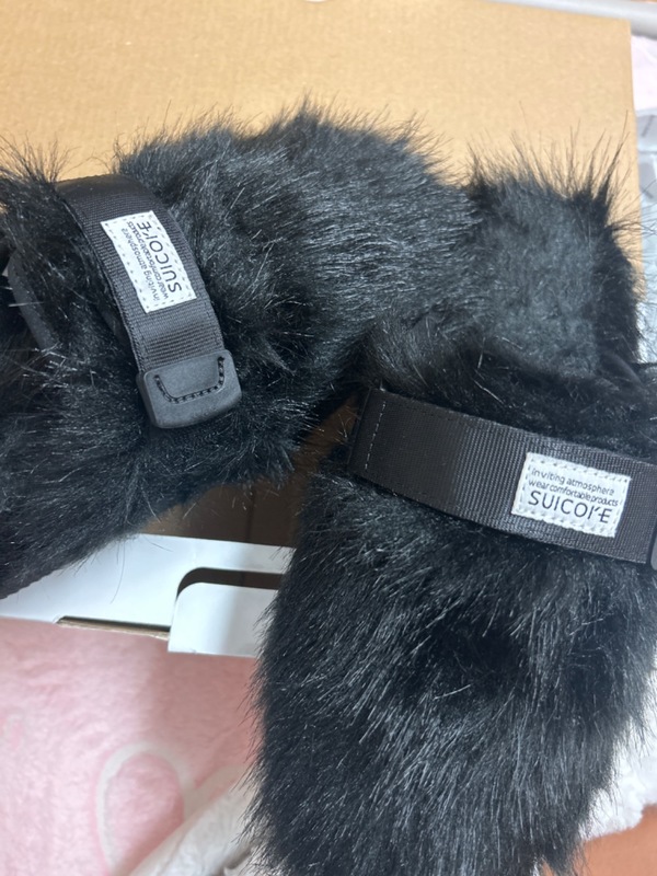 Suicoke discount fur sandals