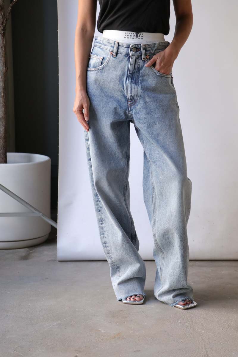 VIP【送料関税込】MM6 MAISON MARGIELA DENIM COTTON JEANS MM6 Maison Margiela slim-cut Cotton Jeans | Grey | FARFETCH