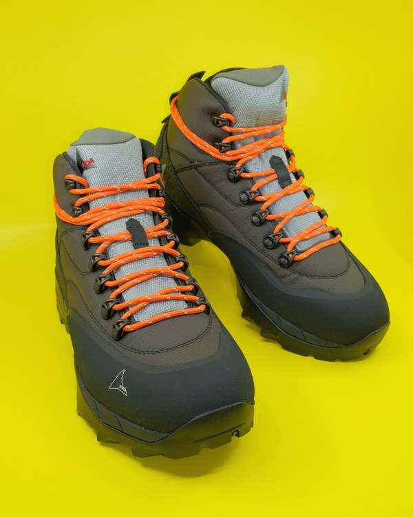 ROA Black Andreas Strap - Brown