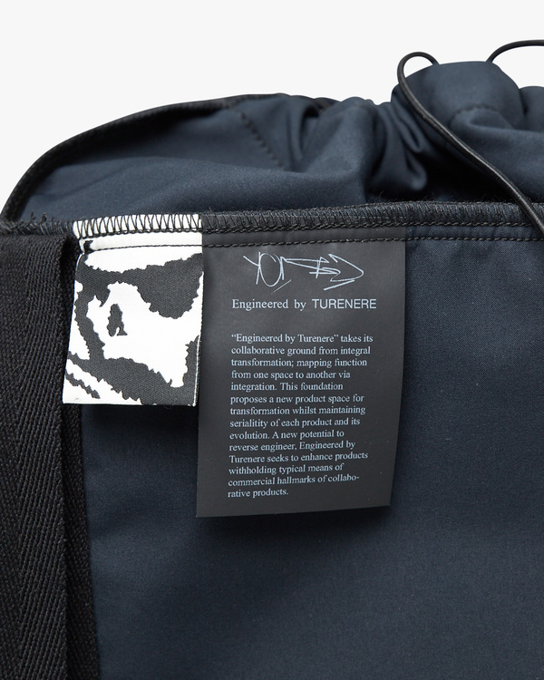 GR10K Windstopper Soil Sack | Garmentory