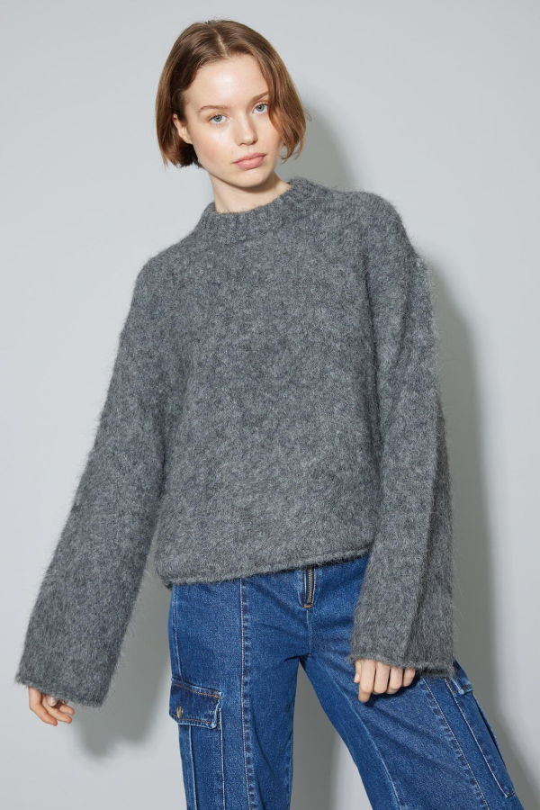 Oval Square Cult Knit O-Neck - Dark Grey Melange