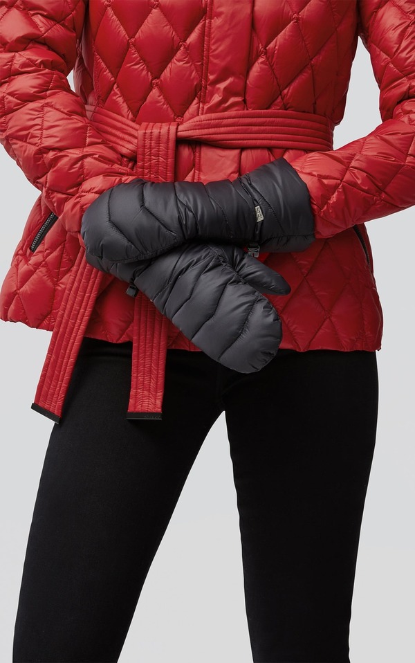Julia Mittens