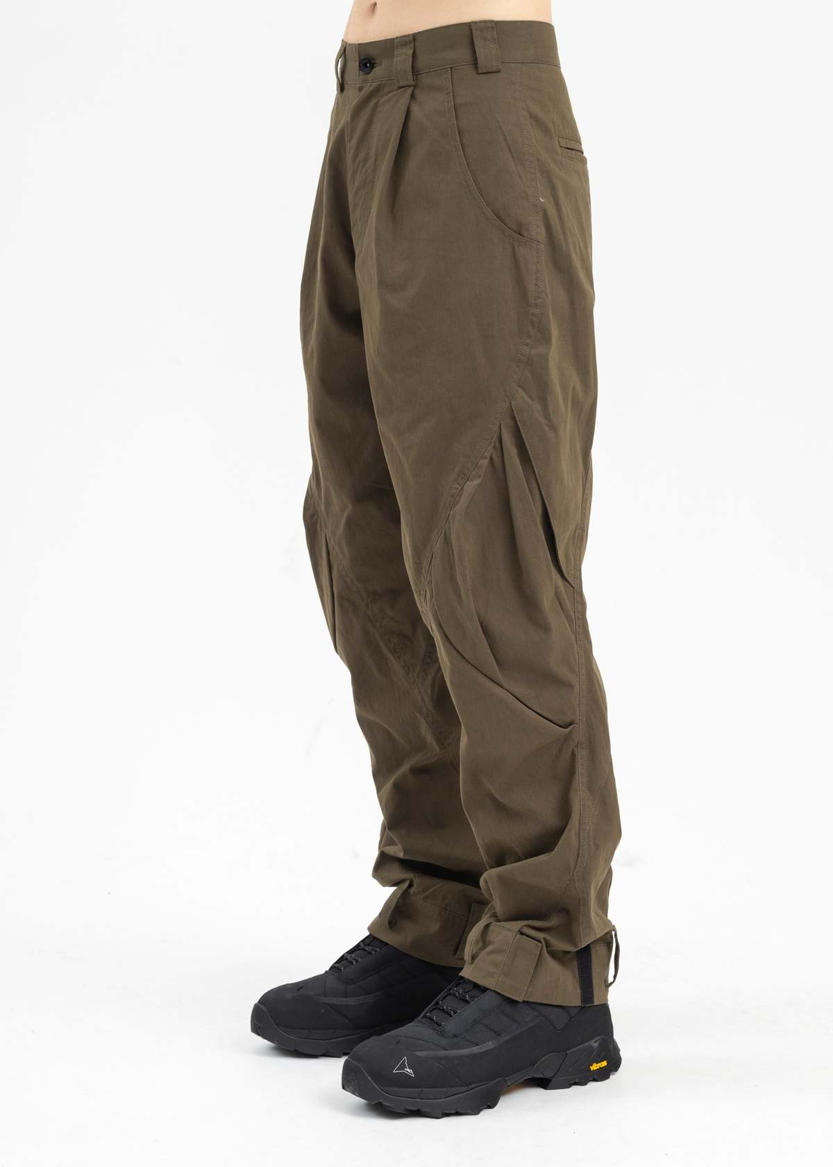Hyein Seo KHAKI CARGO PANTS - Khaki | Garmentory