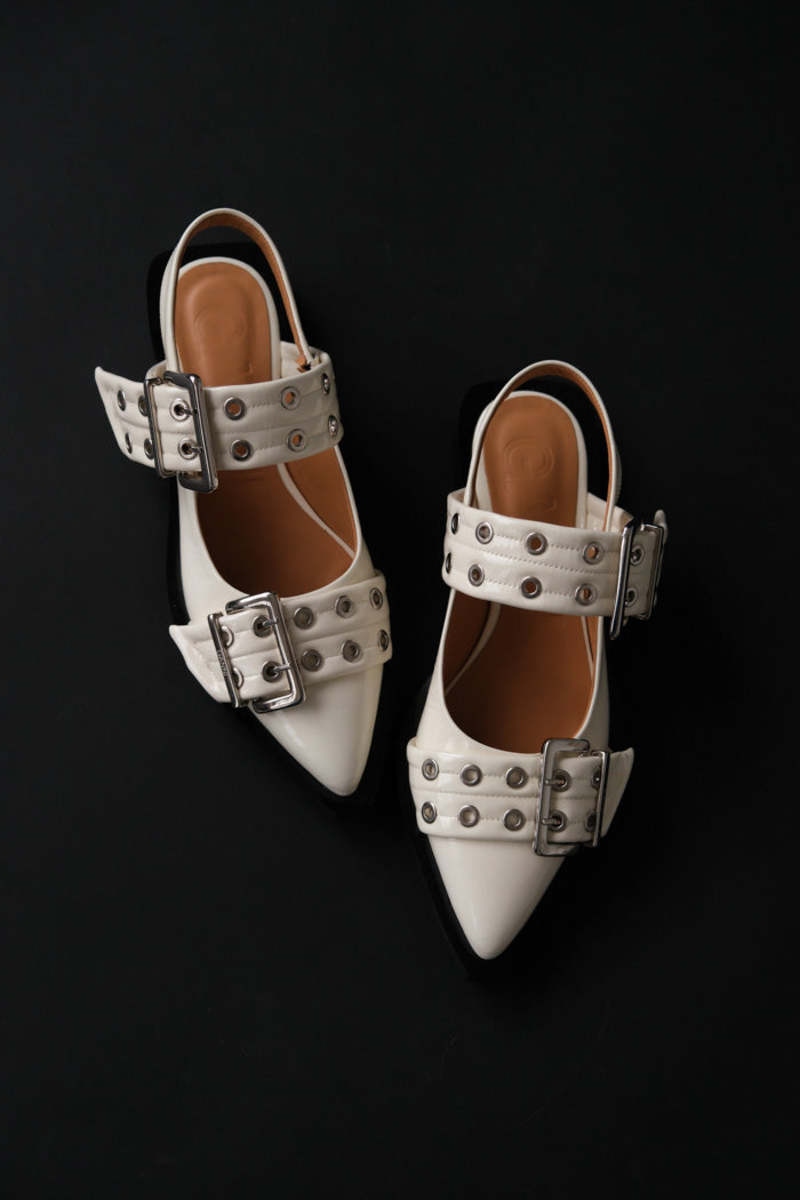 Ganni CHUNKY BUCKLE BALLERINA - White | Garmentory