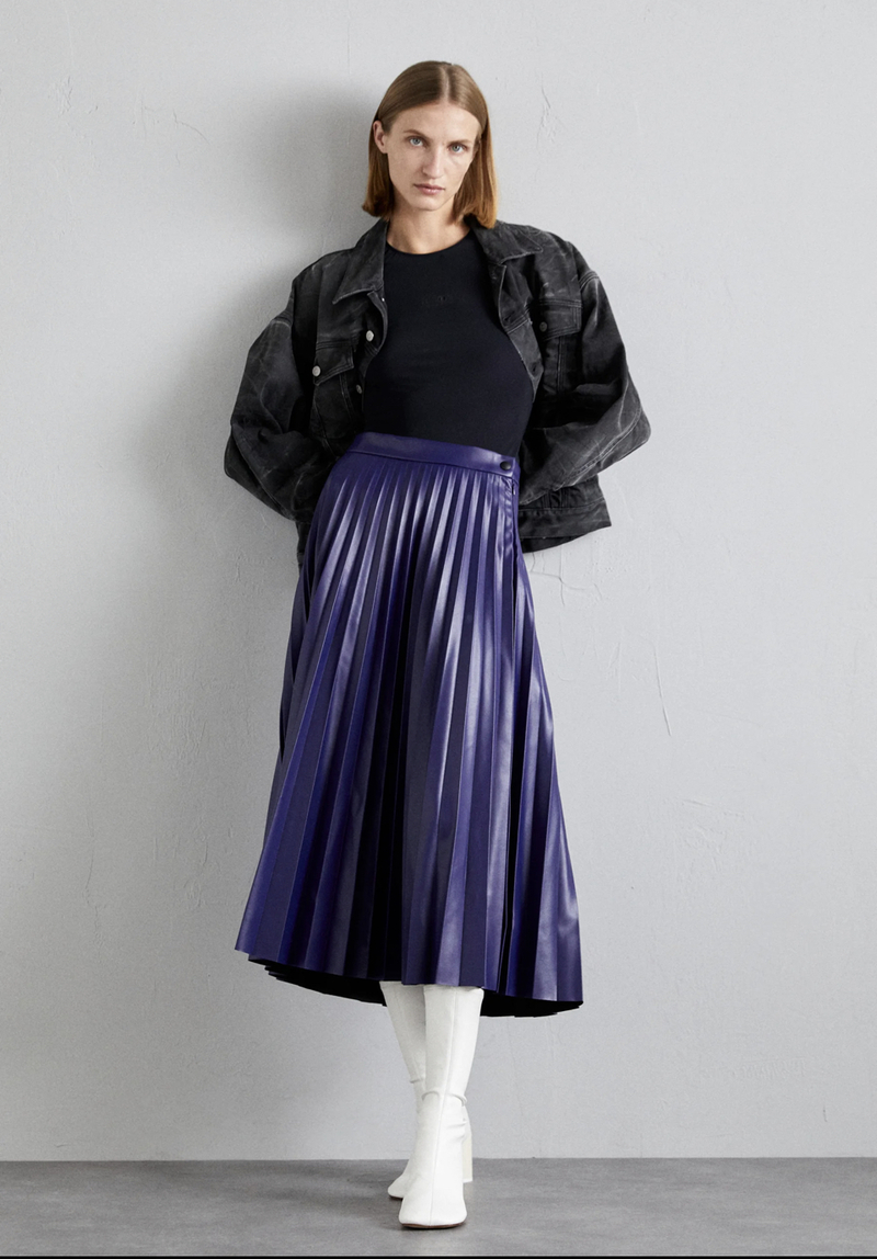 【関税＆送料込み】Mm6 Maison Margiela Faux Leather Skirt MM6 Maison Margiela - Faux leather skirt black - The Corner