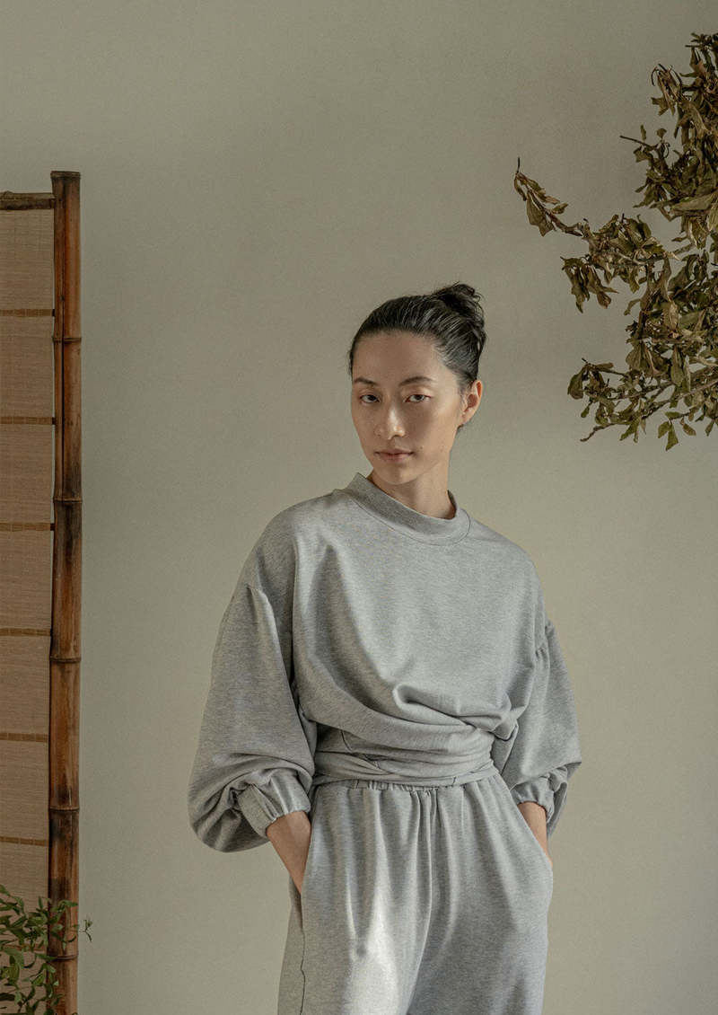 Vestige Story Dialogue Sweatshirt - Fog Vestige Story Dialogue Sweatshirt - Fog
