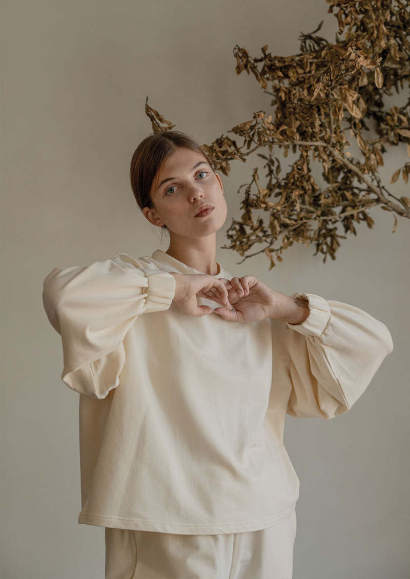 Vestige Story Monologue Sweatshirt - Cream