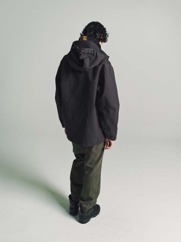 GR10K Dark Soil Grey Gore-Tex 2L WR Bembecula Iberdrola Jacket