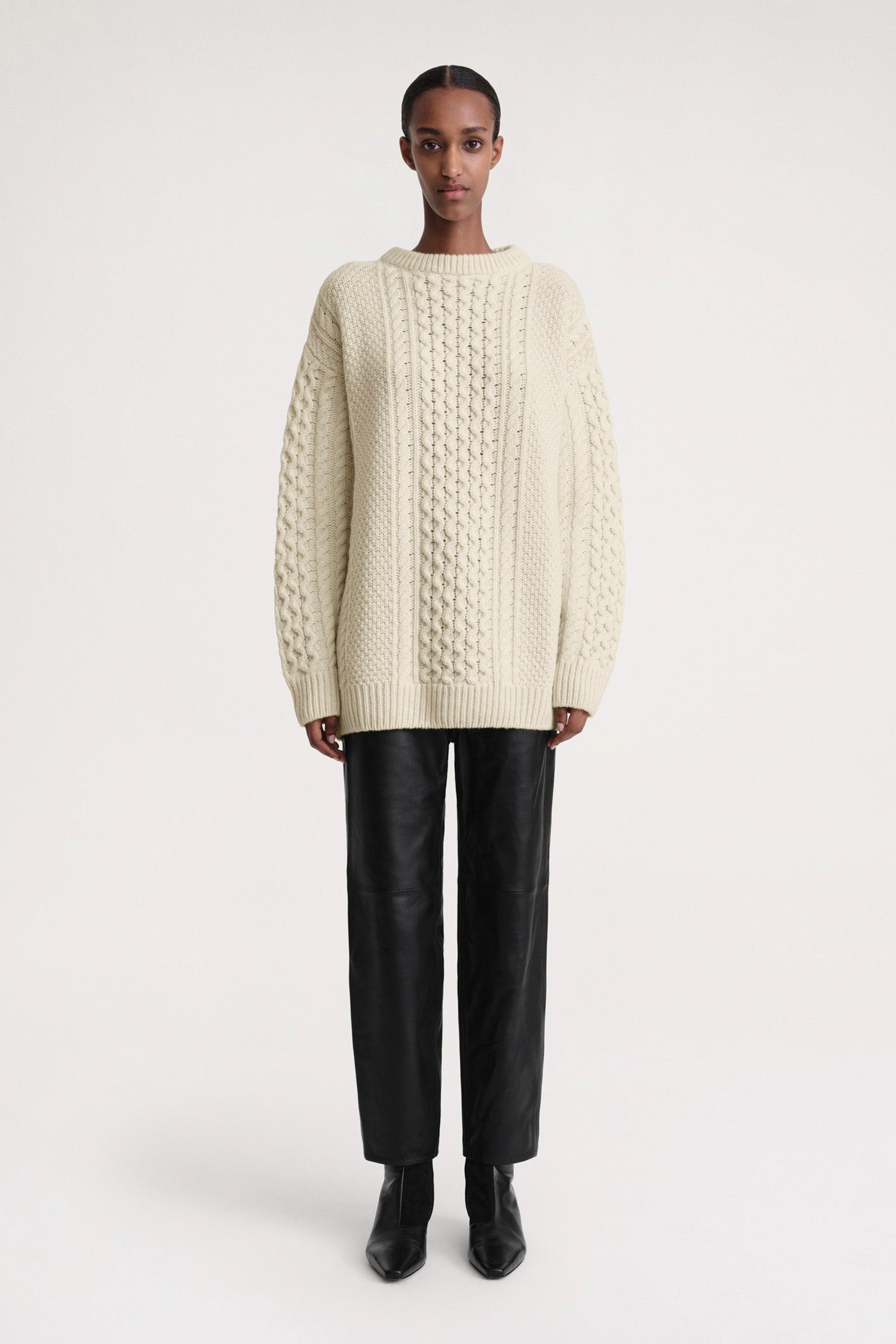 Chunky-Cable-Knit-
